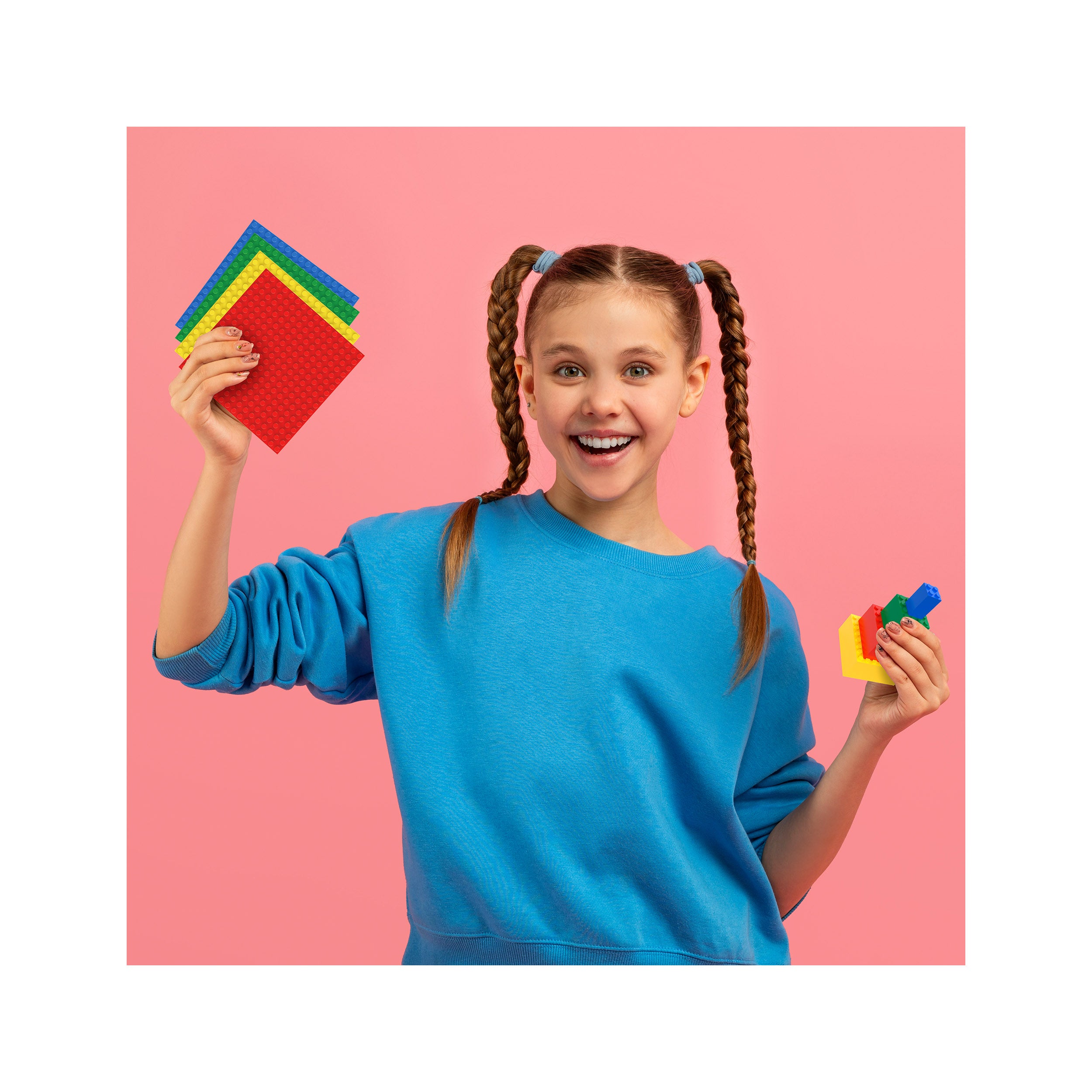 PicassoTiles Stackable 5"x5" Base Plates Playset for Building Bricks