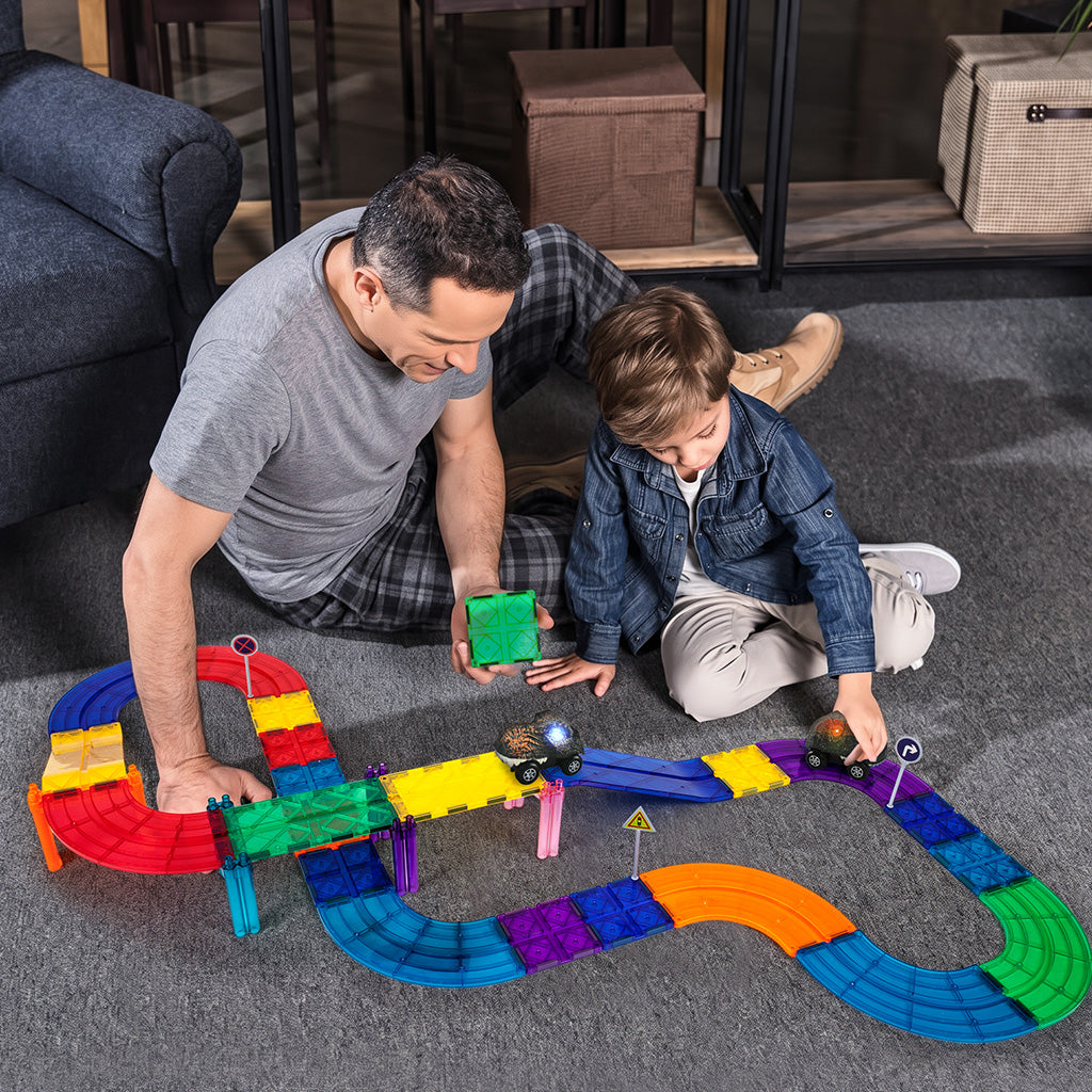 PicassoTiles Race Day Track Building Bundle with 4 Cars Ages 3+