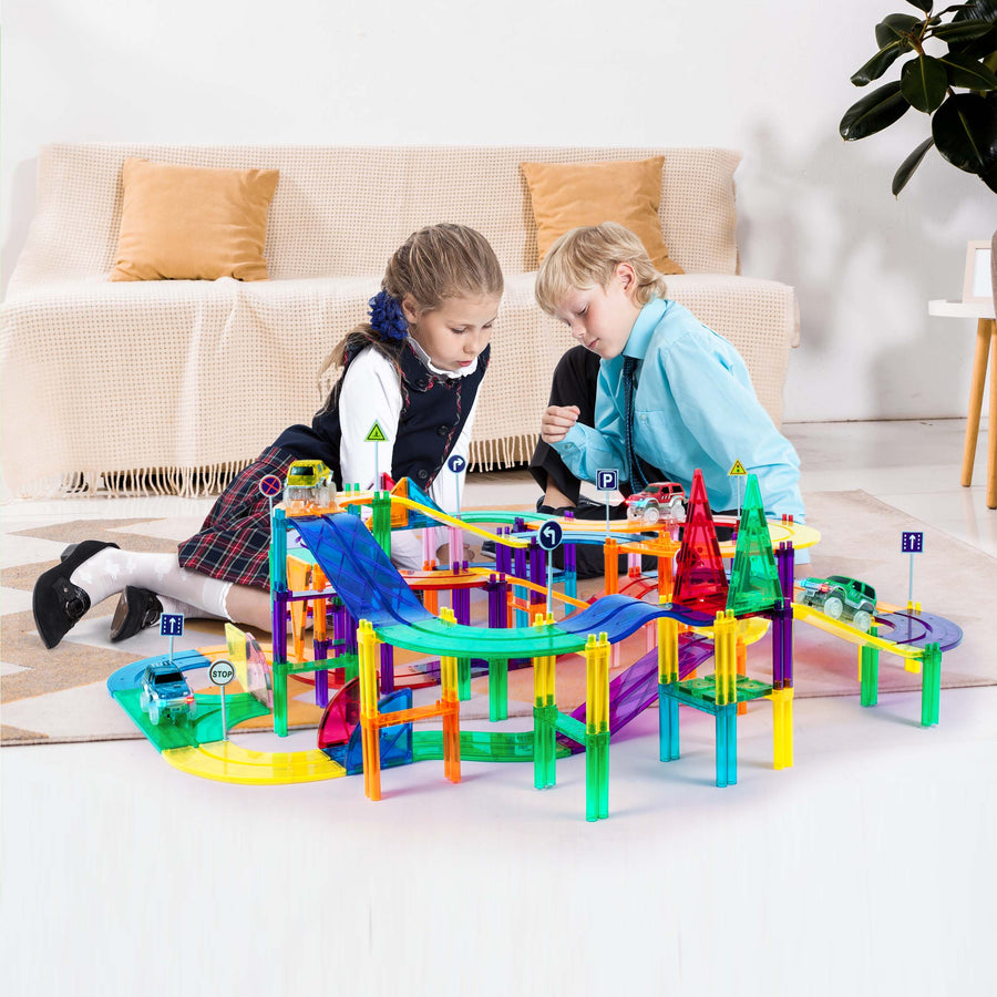 PicassoTiles Magnetic Race Car Track Set with Light Up Vehicles